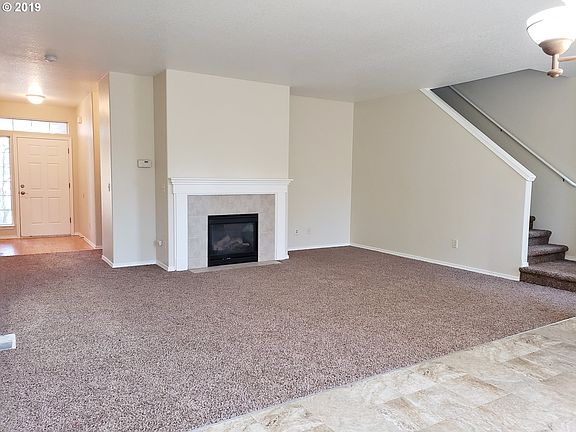 2nd image of 4316 NE 55th Pl