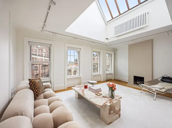 104 Bedford St Unit Phe, New York, NY 10014