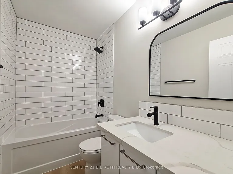 698 Burton Dr — Photo 12