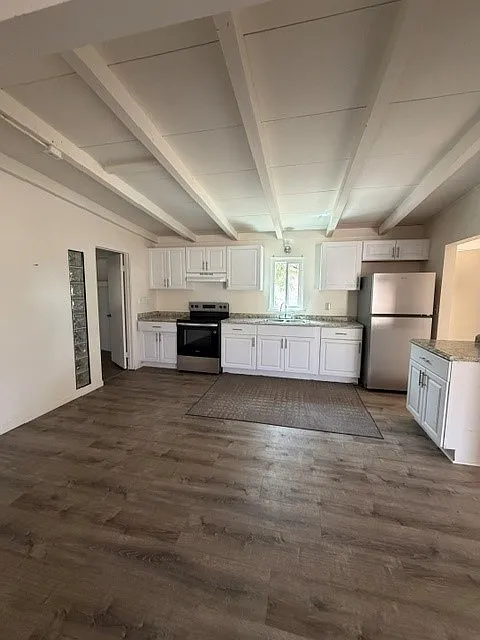 2 bed, 995 sqft, $2,895 — Photo 2