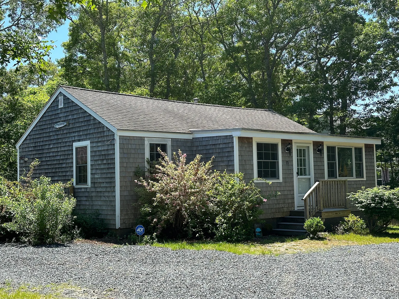 2 bed, 800 sqft, $2,250 — Photo 1