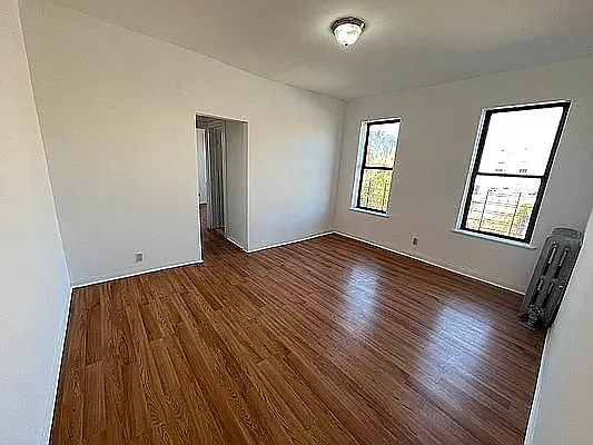 1 bed, $1,996 — Photo 4