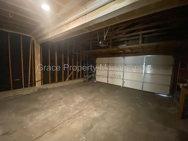 10870 Stuart Cir — Photo 20