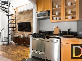 424 W 51st St #15, New York, NY 10019