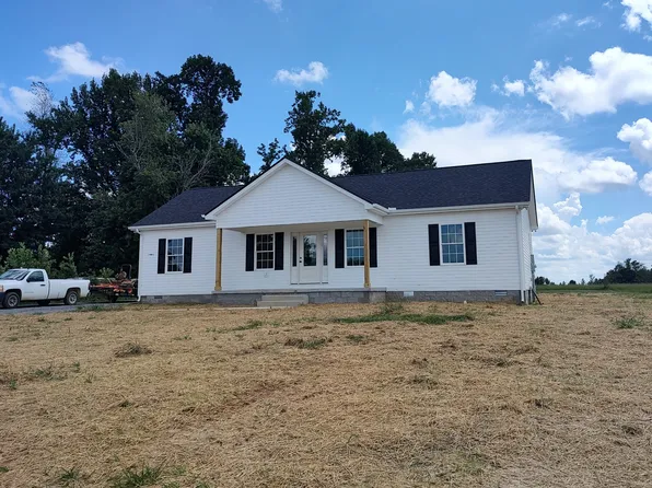 1496 Center Hill Rd, Woodbury, TN 37190