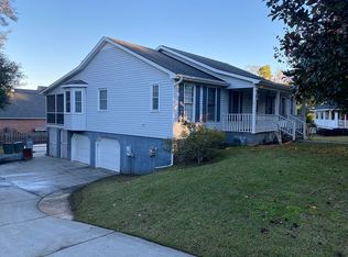 2 Leone Ct, Hanahan, SC 29410