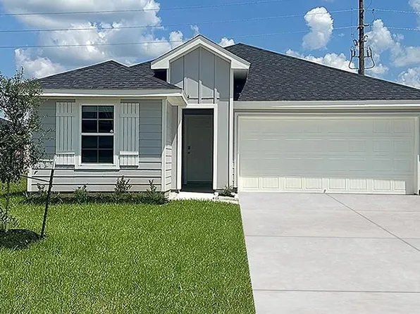 2025 Woodlark Way, Sealy, TX 77474