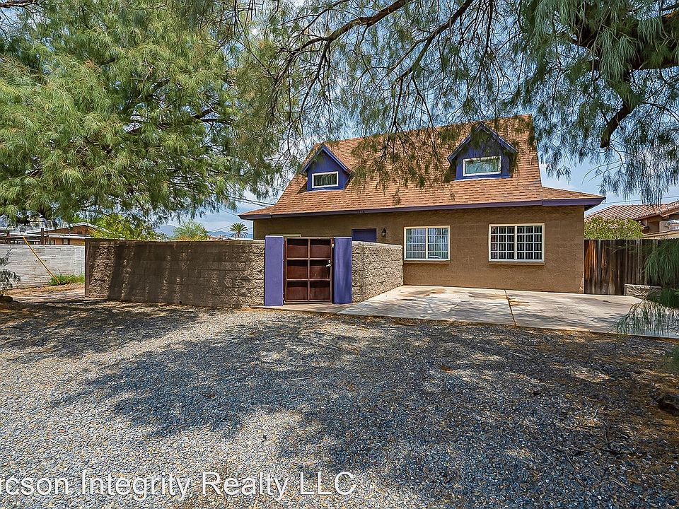 1st image of 1718 N 4th Ave #9025045