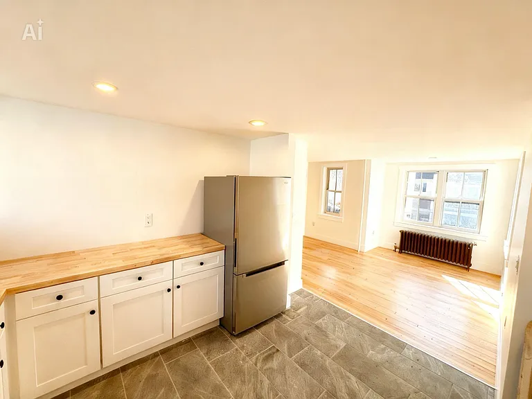 28 Willow Ln #A — Photo 6