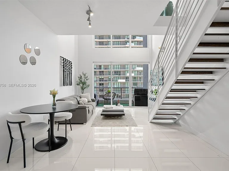60 SW 13th St #2812 — Photo 4