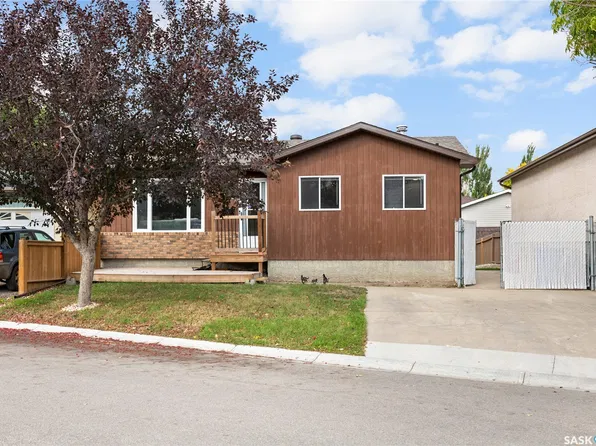 7110 Lanigan Drive, Regina, SK S4X 3Y1