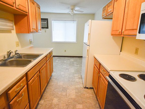 5th image of 801 6th St NE #4