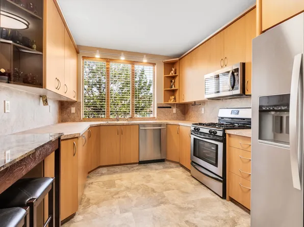 135 28th Avenue image 2 of 50
