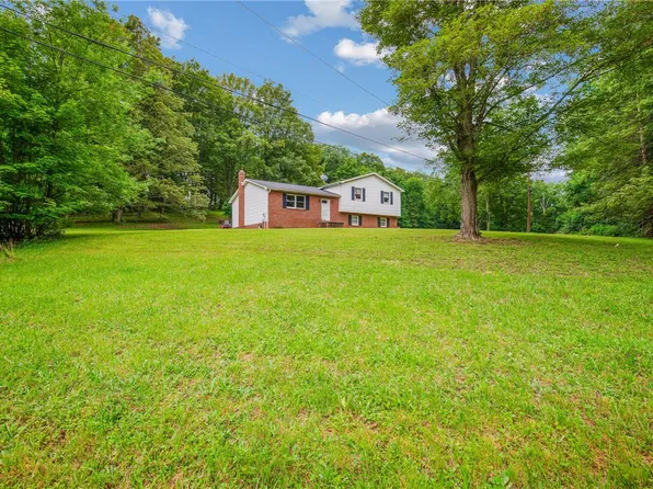 1283 Palestine Rd, South Fork, PA 15956
