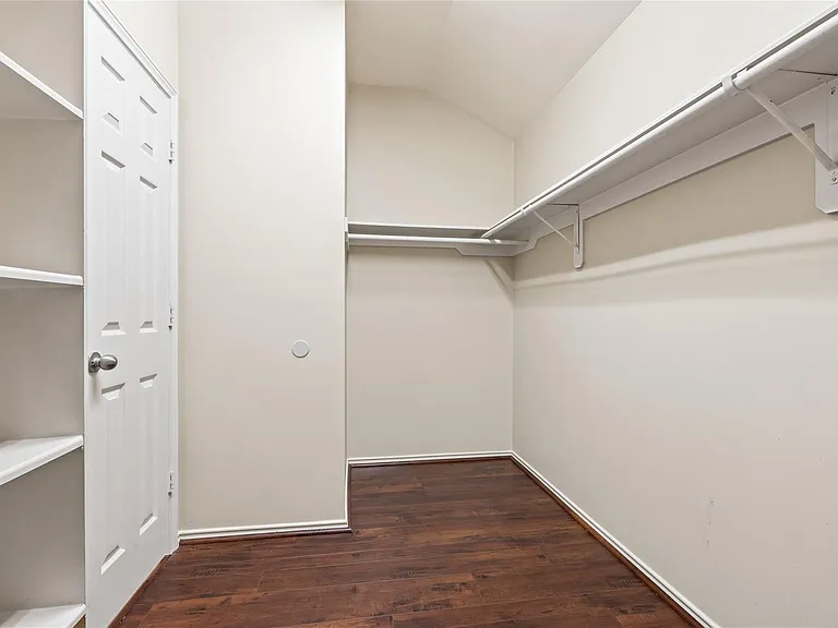 2822 Lakecrest Forest Dr — Photo 22