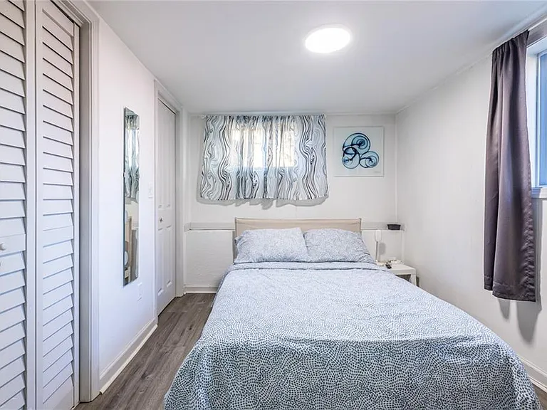 1122 Elaine Dr — Photo 32