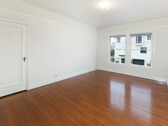 2nd image of 3650 Broderick St