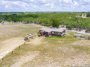 260 Lolita Dr, Lytle, TX 78052