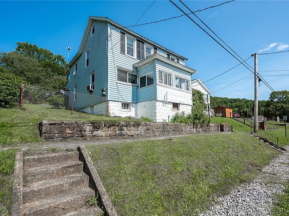 4th image of 3609 Crawford Ave