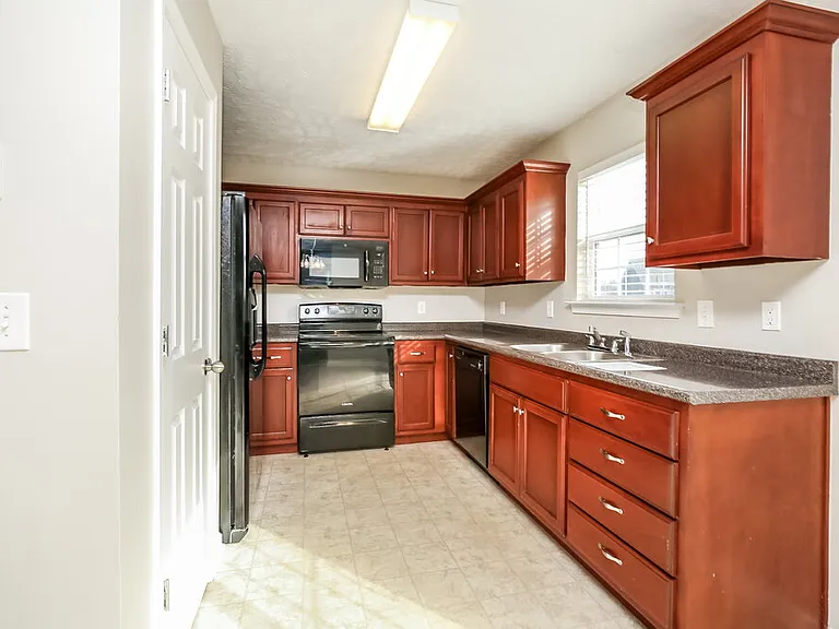 612 Rock Glen Trce — Photo 10
