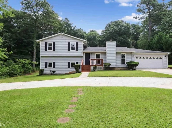 35 Aspen Lake Trce, Newnan, GA 30263