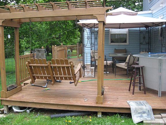 Deck & swing