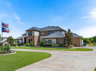 338 Town East Blvd, Sunnyvale, TX 75182