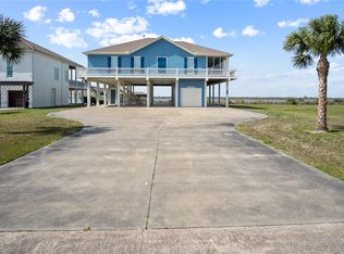 1813 Laguna Harbor Estate Blvd, Port Bolivar, TX 77650