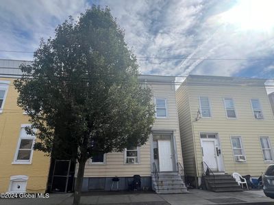420-422 1ST Street, Troy, NY, 12180
