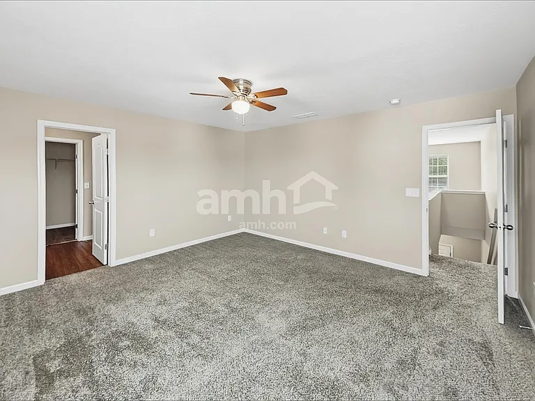 7266 Rondeau Dr — Photo 12