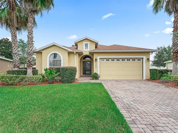 5068 Neptune Cir, Oxford, FL 34484