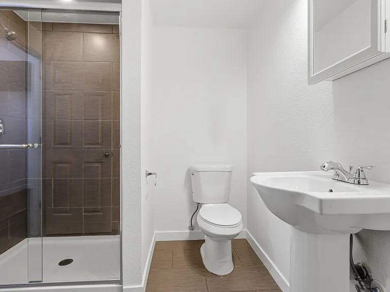 2479 Tulip St #B — Photo 10