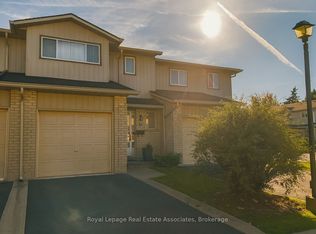 1675 Upper Gage Ave #34, Hamilton, ON L8W 3R7