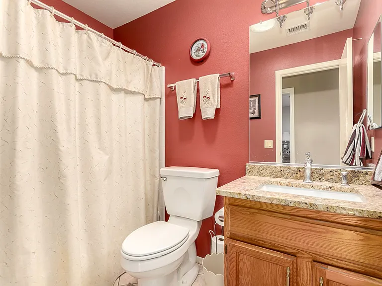 9559 E Sunburst Dr — Photo 26