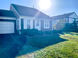 817 74th St, Downers Grove, IL 60516