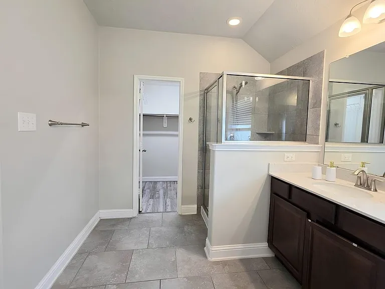 8206 Oxbow Manor Ln — Photo 26