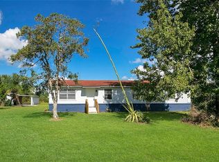 21511 Reindeer Rd, Christmas, FL 32709