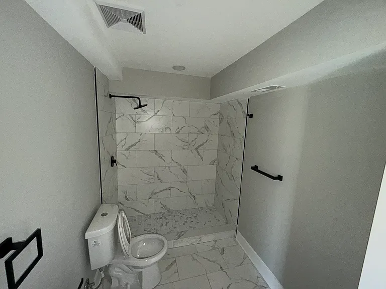 1201 Lindley Ave #1 — Photo 10