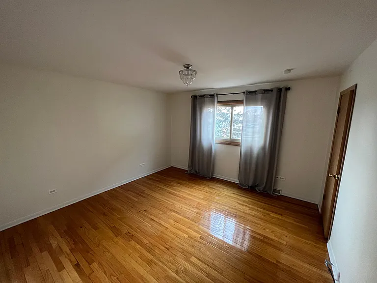 653 N Northwest Hwy #1 — Photo 13
