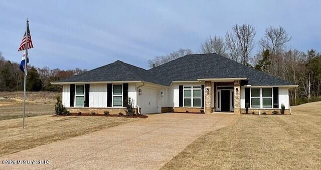 1st image of 224 Farley Rd