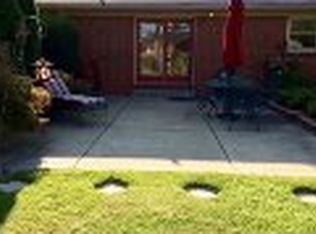 2688 Keystone Ct, Newburgh, IN 47630