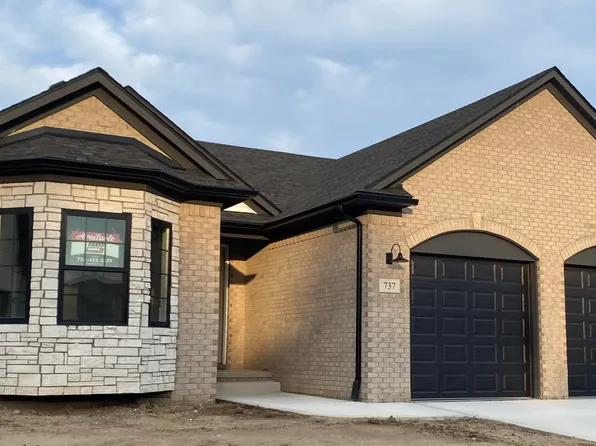 737 Britt Circle Dr #11, Dundee, MI 48131