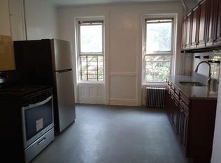 1926 Linden St APT 2L, Flushing, NY 11385