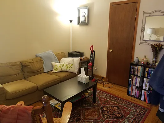 Rented by Metropolitan Realty | media 16