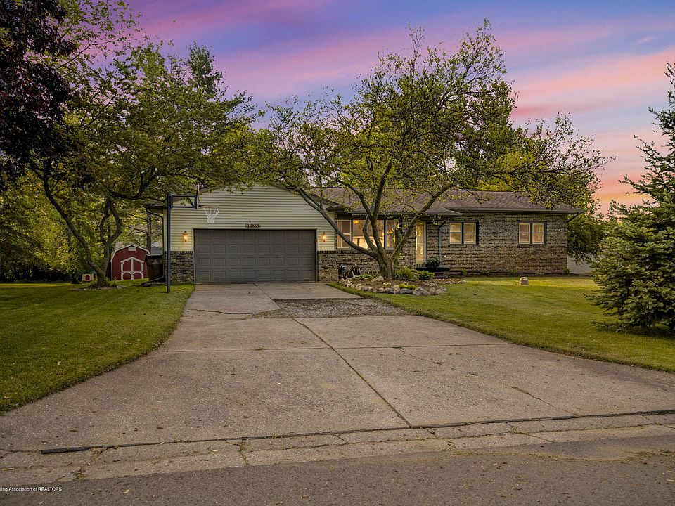 1st image of 12853 Newberry Dr