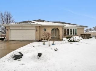 8745 Henry St, Orland Park, IL 60462