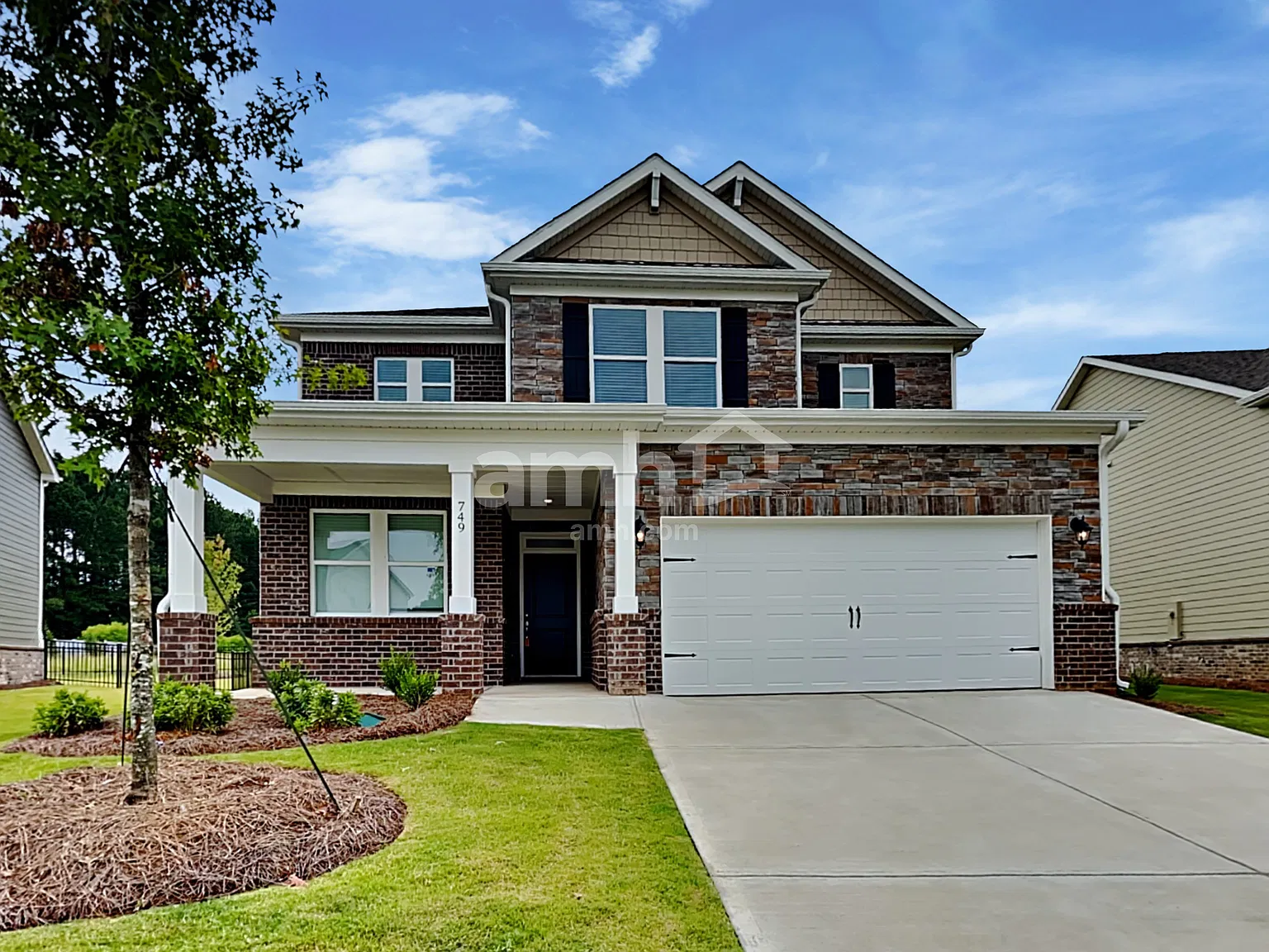 5 bed, 3.0 bath, 2513 sqft, $2,735 — Photo 1