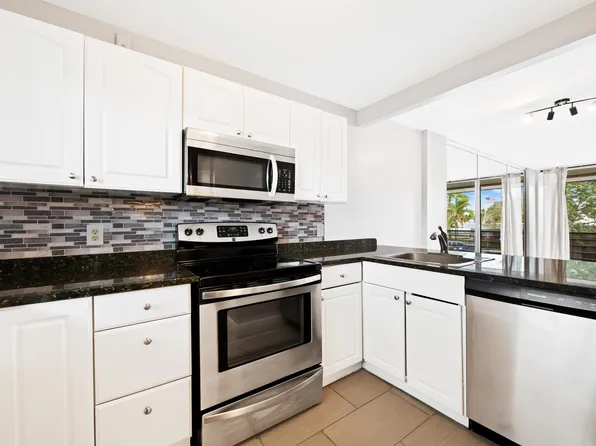 113 Royal Park Drive #2h, Oakland Park, FL 33309