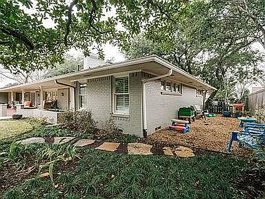 7024 Yamini Dr — Photo 5