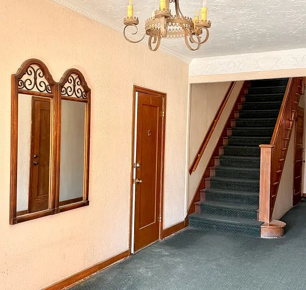543 N Sycamore Ave — Photo 11